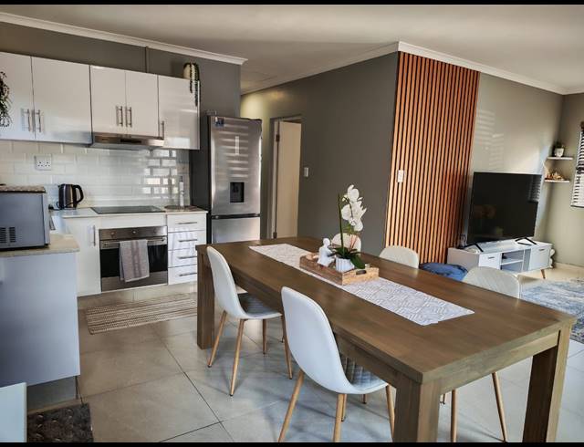 3 BEDROOM FREESTANDING FOR SALE IN SHAKASKRAAL